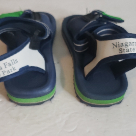 🖤5/$12 Niagara Falls Cave of the Winds Sandals Size Y1 - Picture 9 of 10